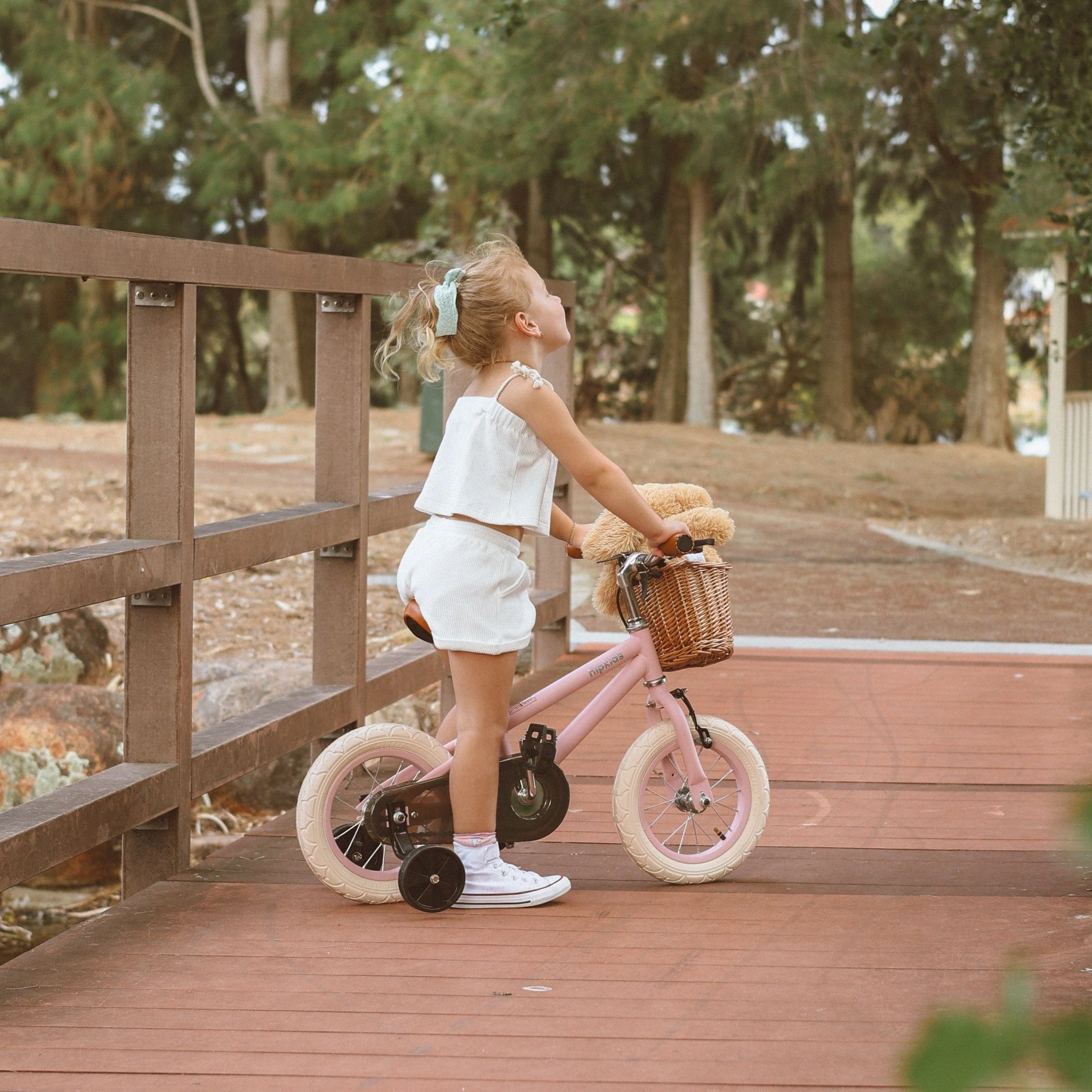 12 Inch Classic Pedal Bike with Wicker Basket - Image 17