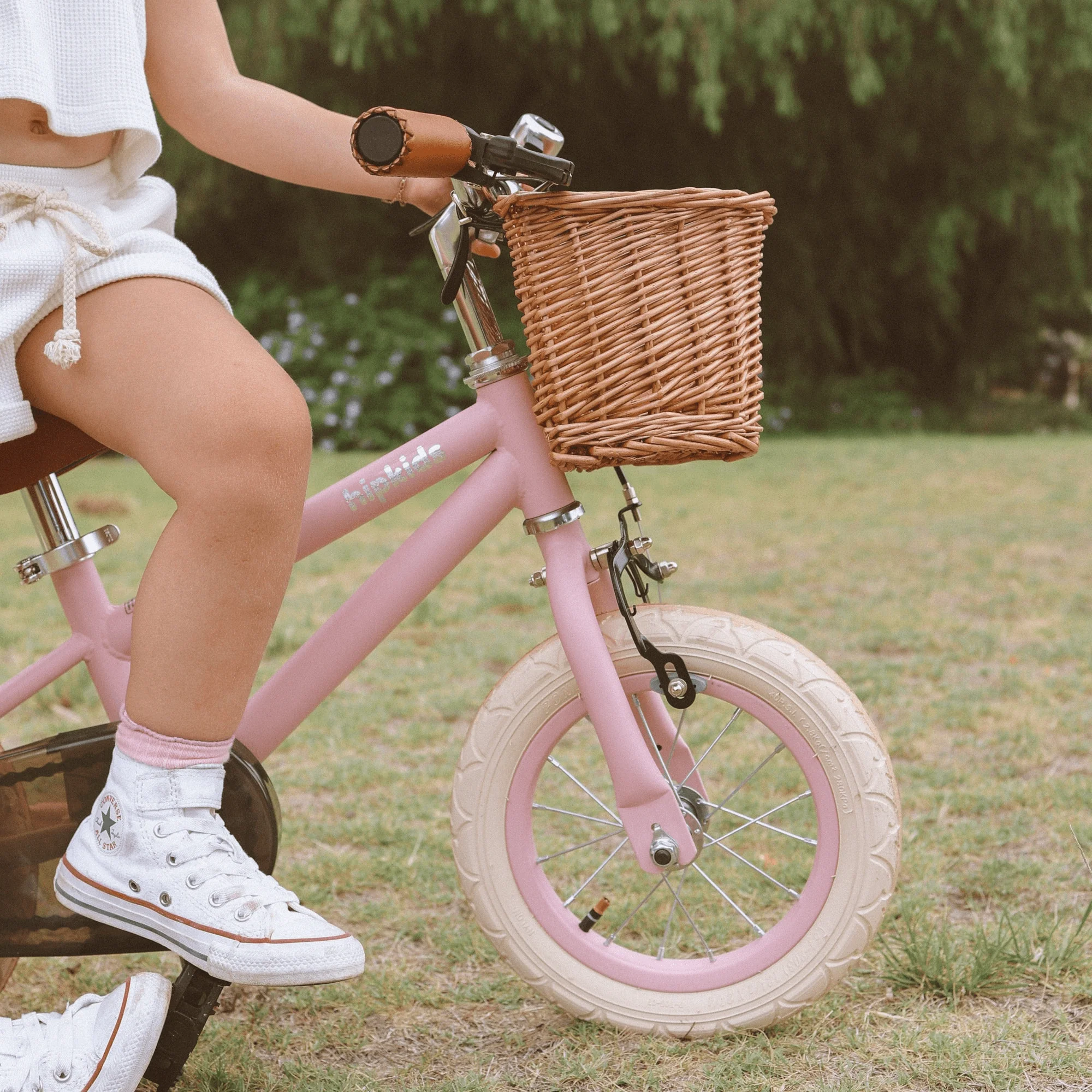 12 Inch Classic Pedal Bike with Wicker Basket - Image 26
