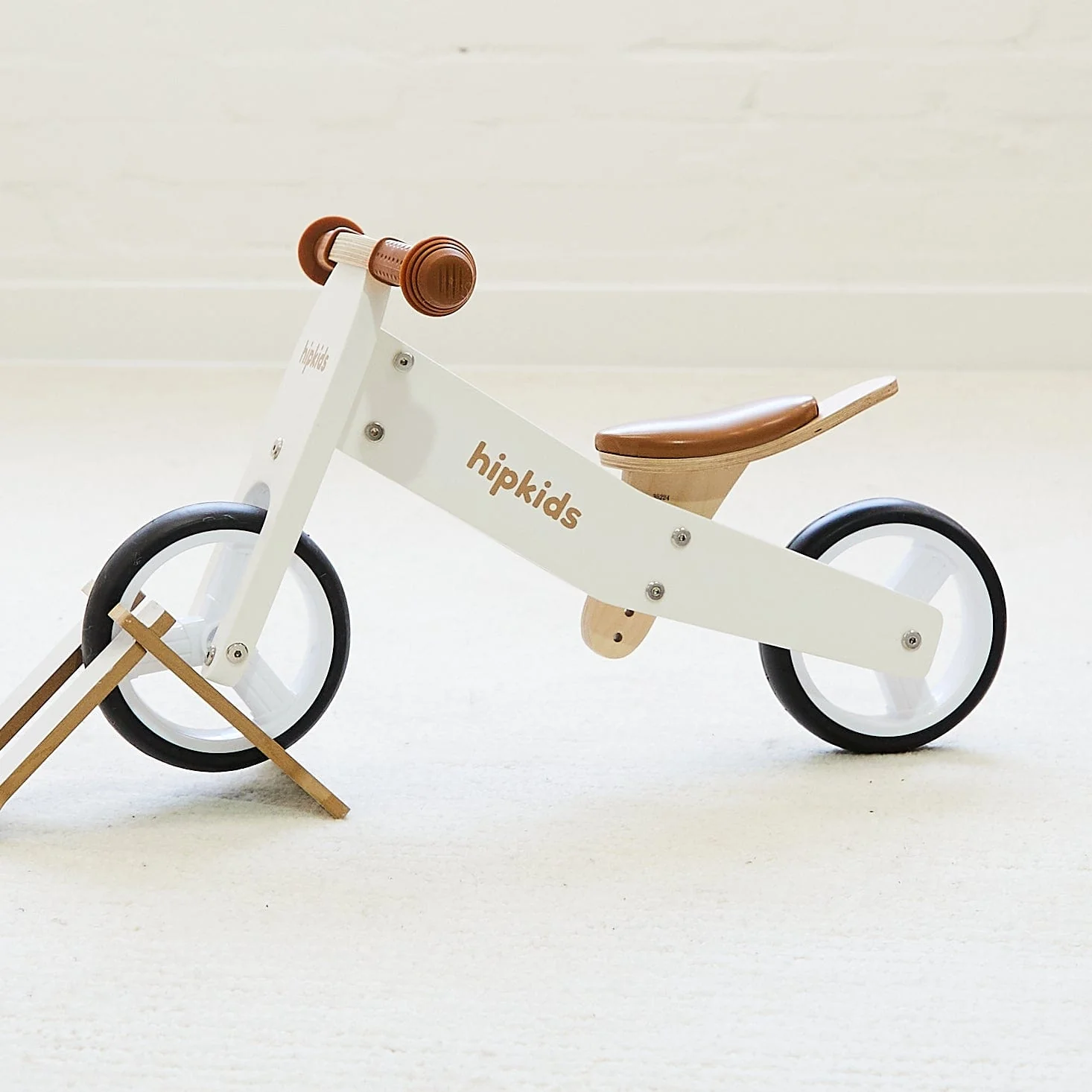 2 in 1 Toddler Mini-Trike/Balance Bike with Wicker Basket - Image 26
