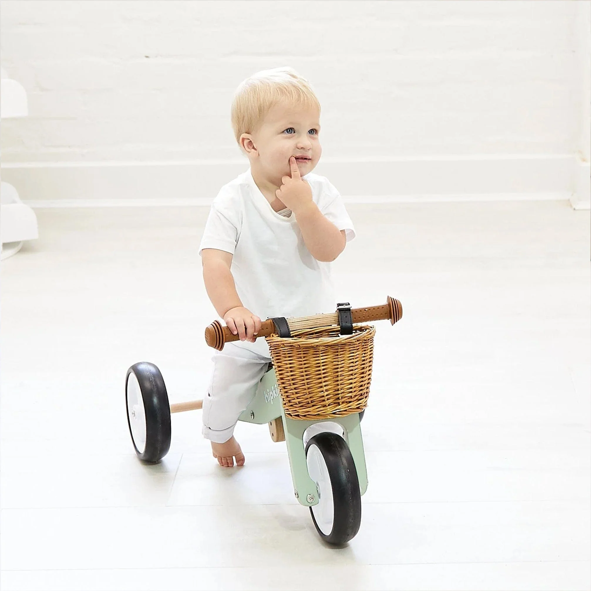 2 in 1 Toddler Mini-Trike/Balance Bike with Wicker Basket - Image 7