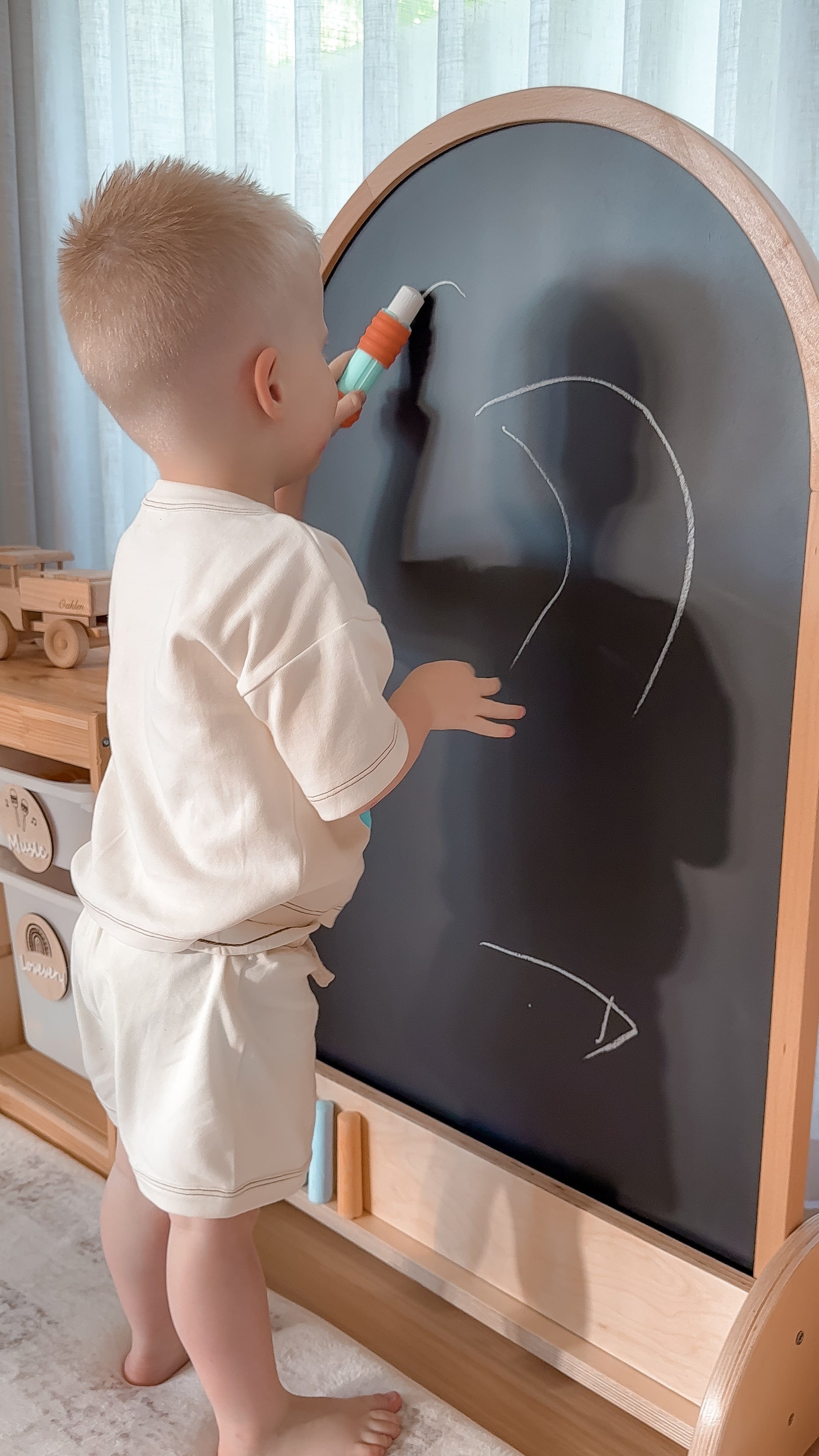 Archie Blackboard / Whiteboard - Image 3