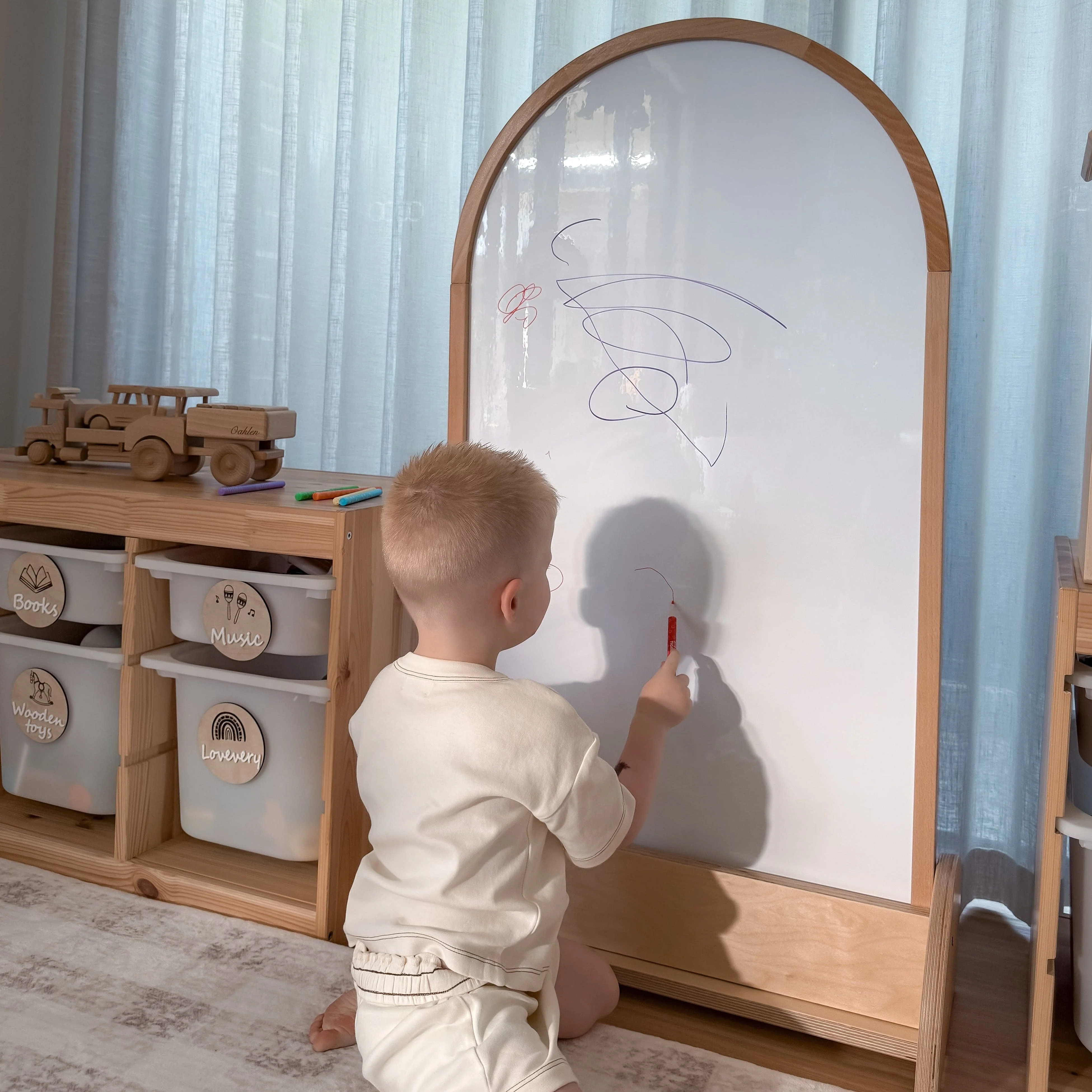Archie Blackboard / Whiteboard - Image 4