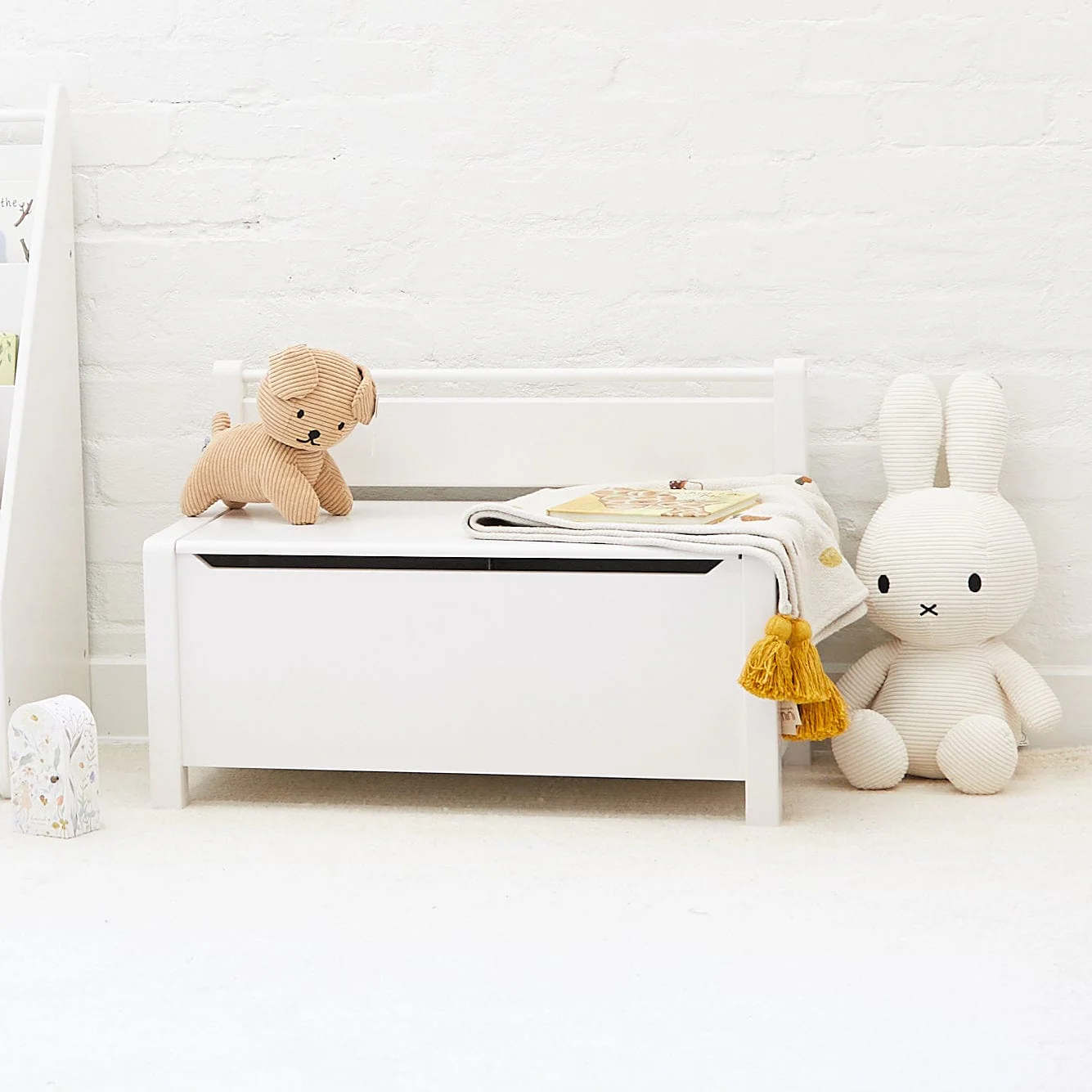 Clover Furniture Set - Image 11