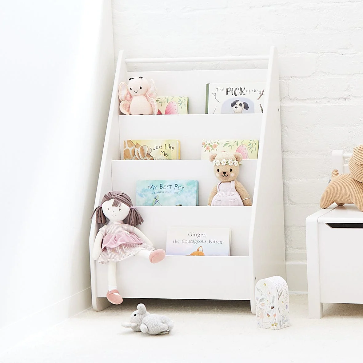 Clover Furniture Set - Image 8