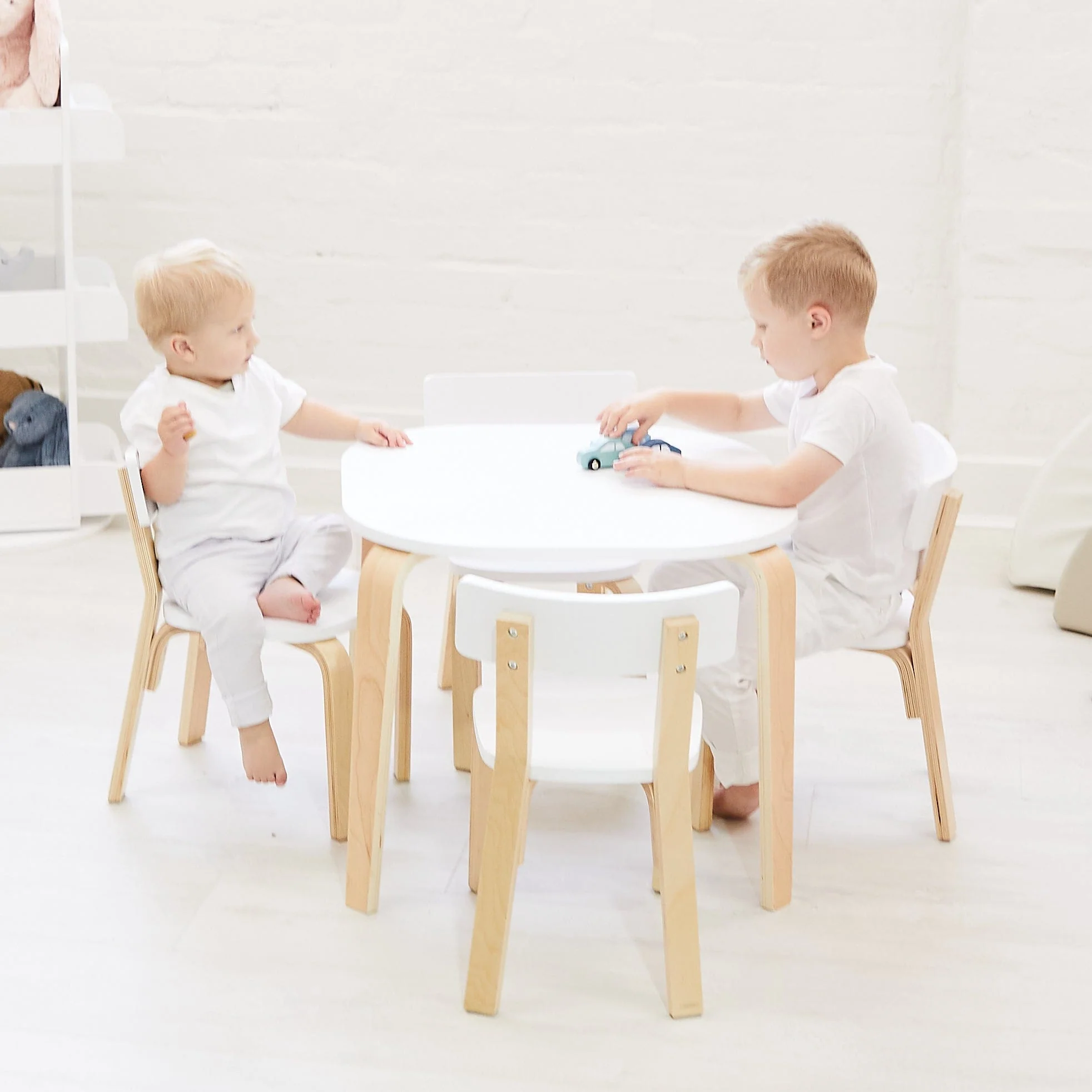 EZRA Square Table & 4 Chair Set - Image 4