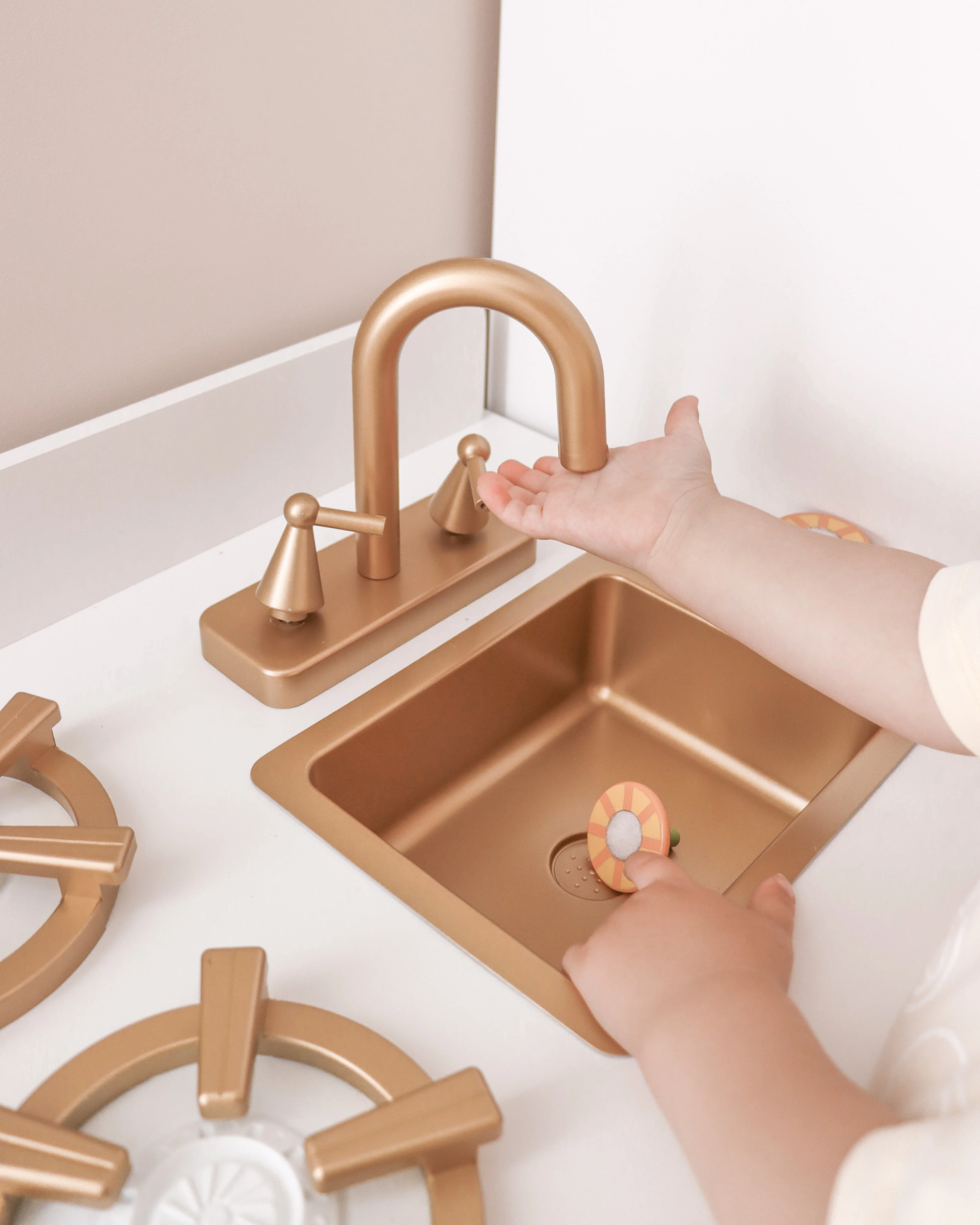 Gourmet Toy Kitchen Set - Image 11