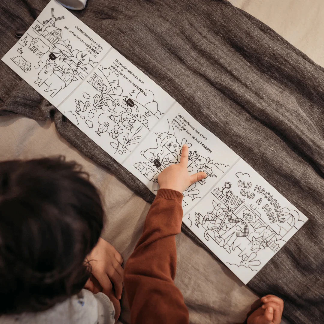 HeyDoodle Old MacDonald Had a Farm Tales - Reusable Colouring Book - Image 4