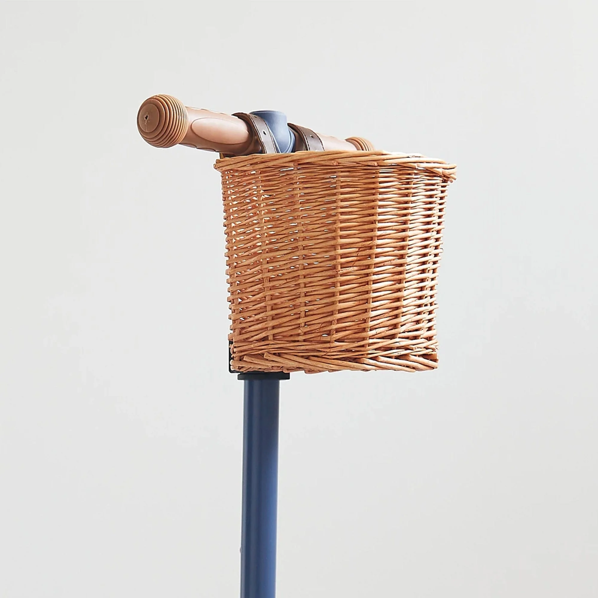 HipKids Wicker Basket for SCOOTER - Image 2