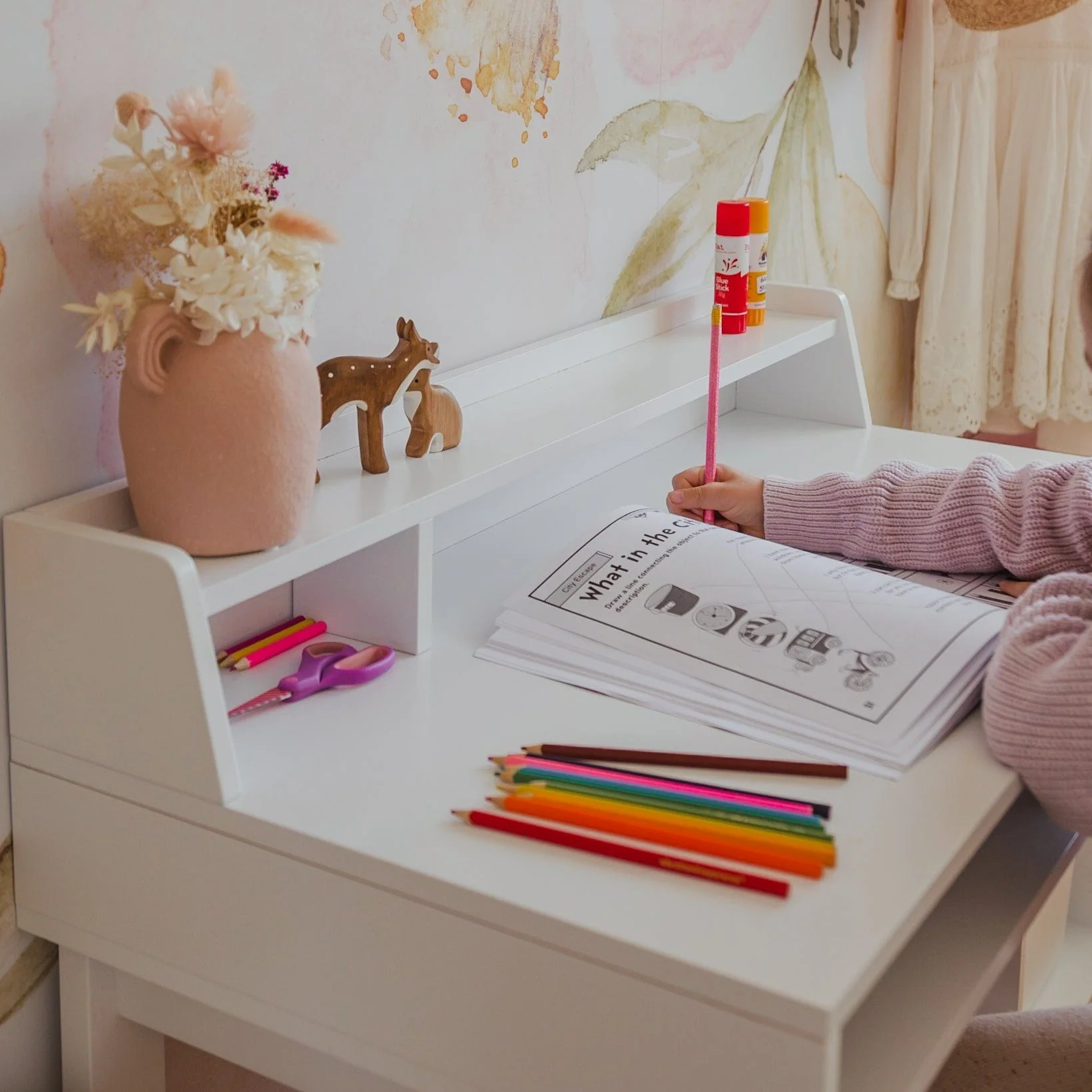 LEON Kids Study Desk - Image 11