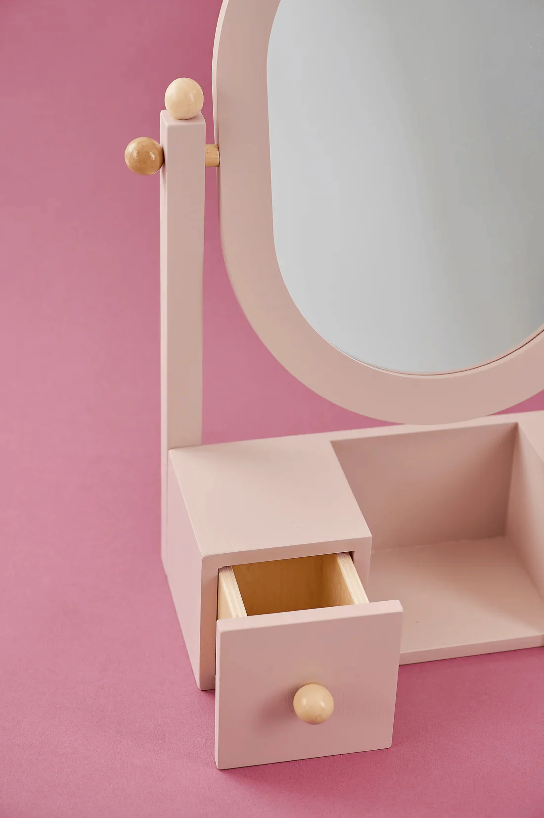 JaBaDaBaDo Vanity Mirror - Image 3