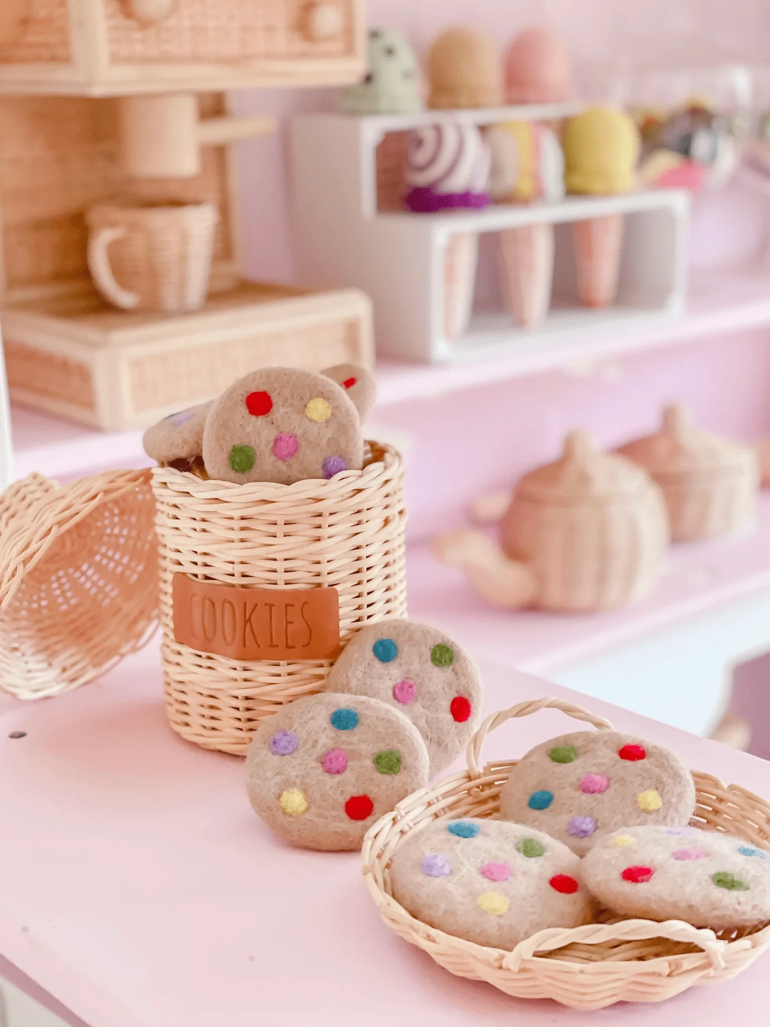 Juni Moon Cookies - 6pcs - Image 4