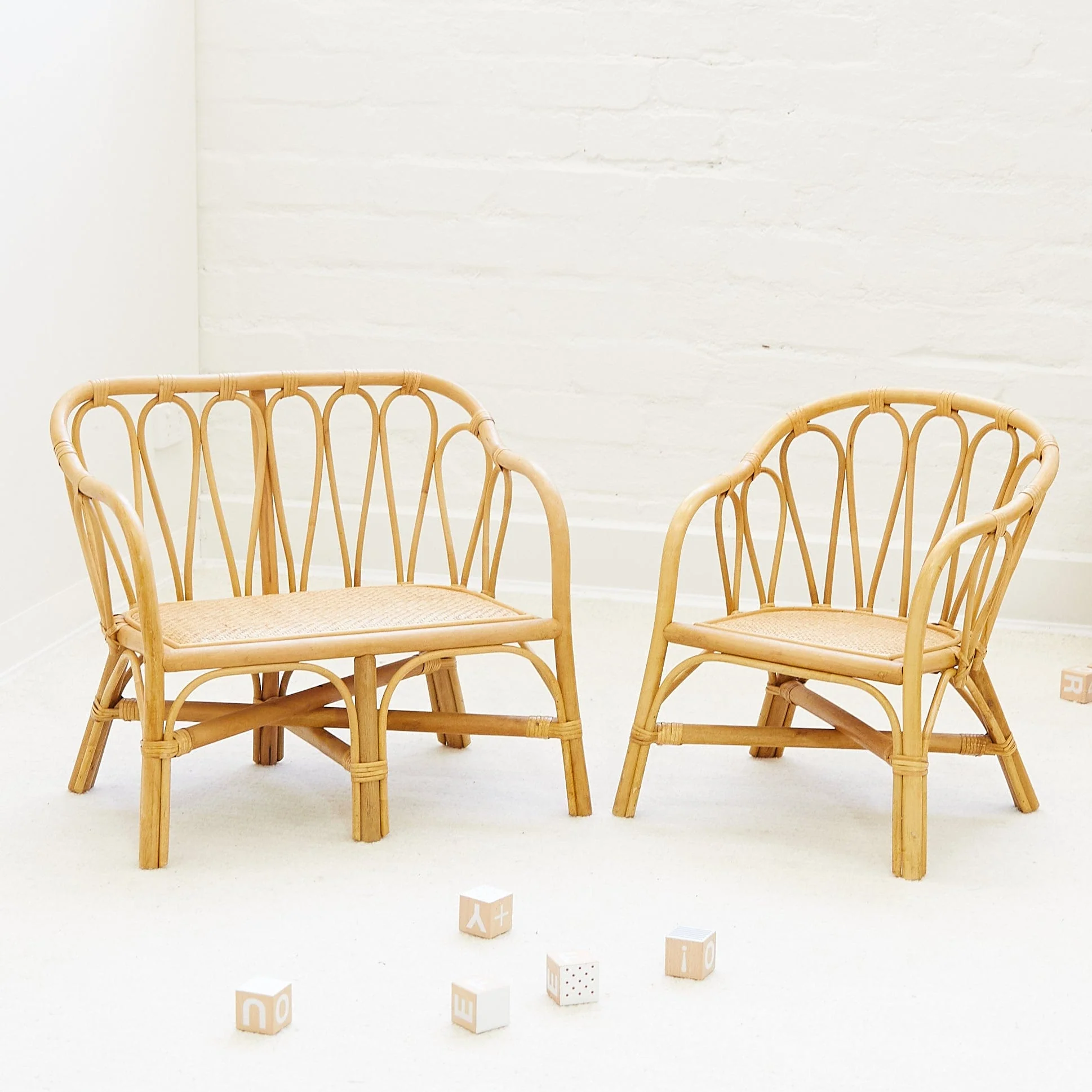 JUNIPER Rattan Sofa - Image 10