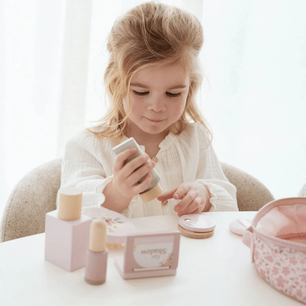 Little Dutch Beauty Case - Image 3