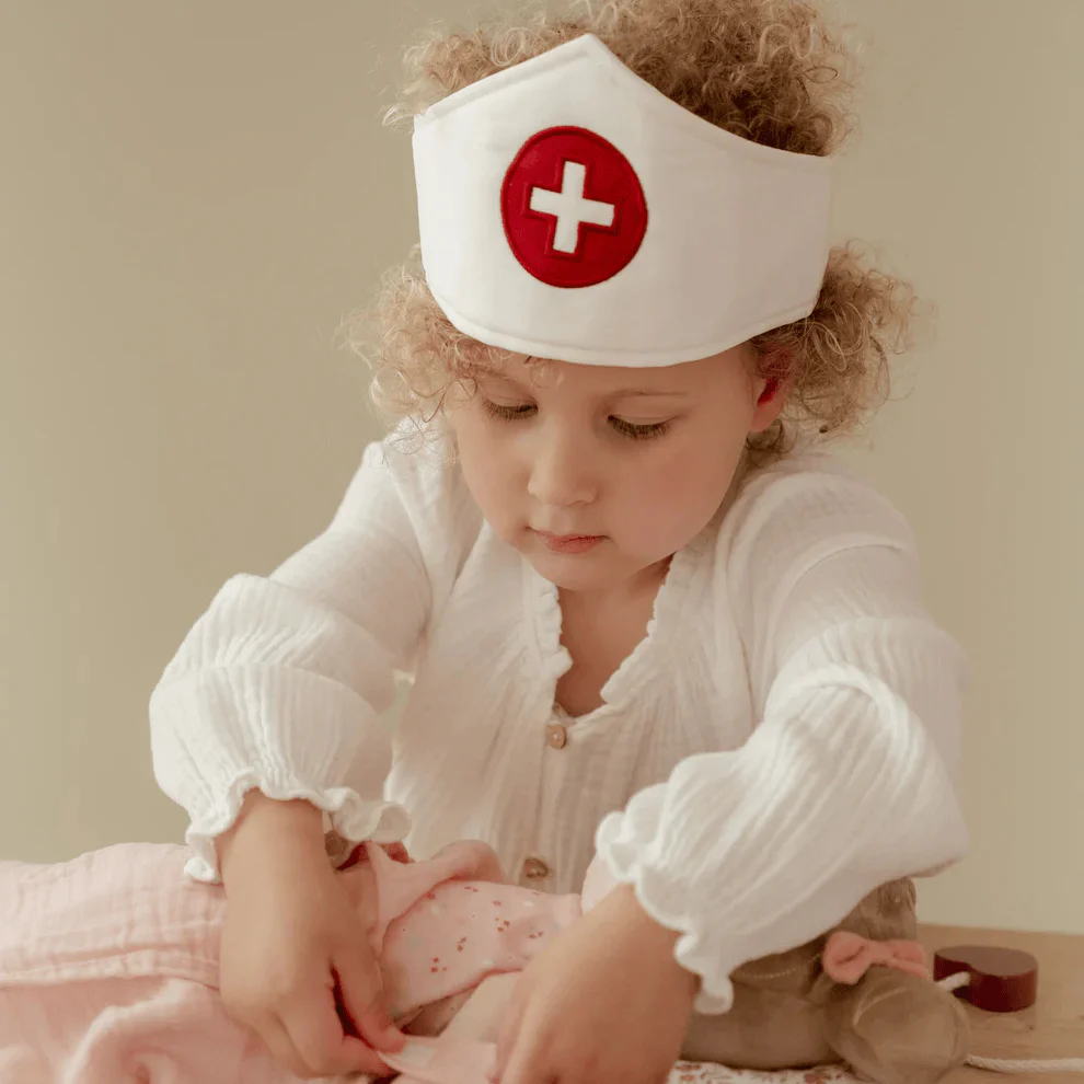 Little Dutch Doctor Set - Image 3
