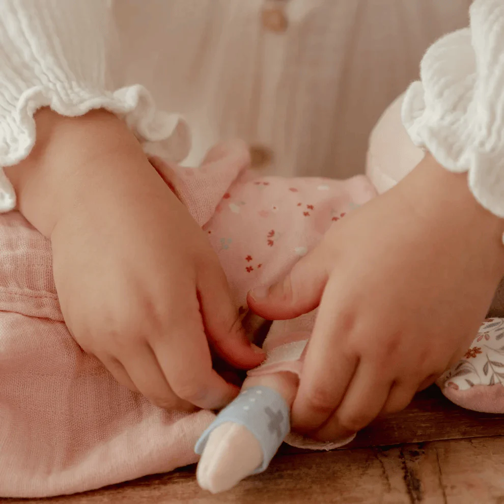 Little Dutch Doctor Set - Image 4