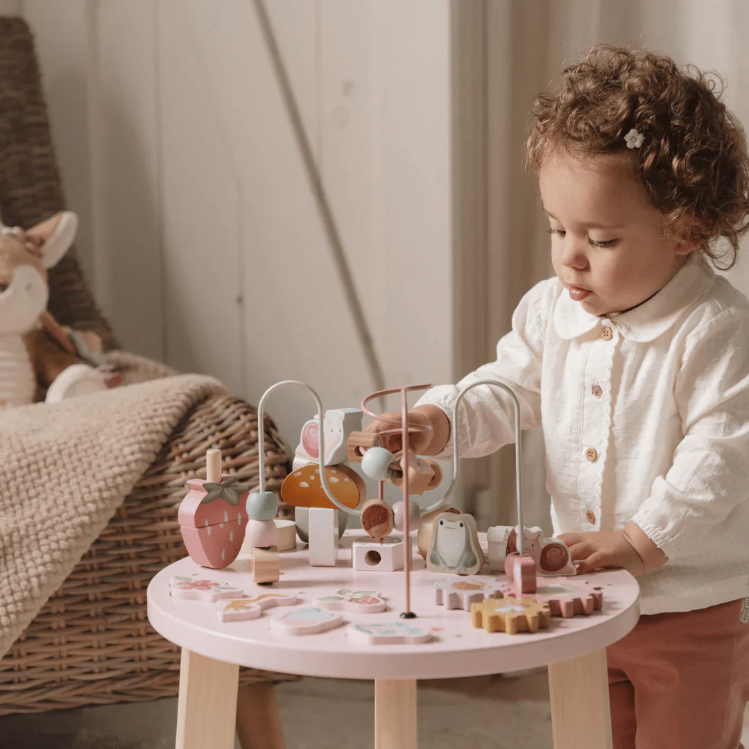Little Dutch Fairy Garden Activity Table - Image 4