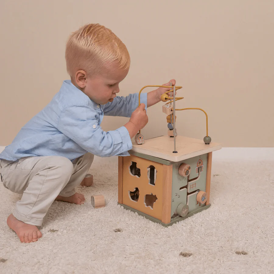 Little Dutch Little Farm Activity Cube - Image 3