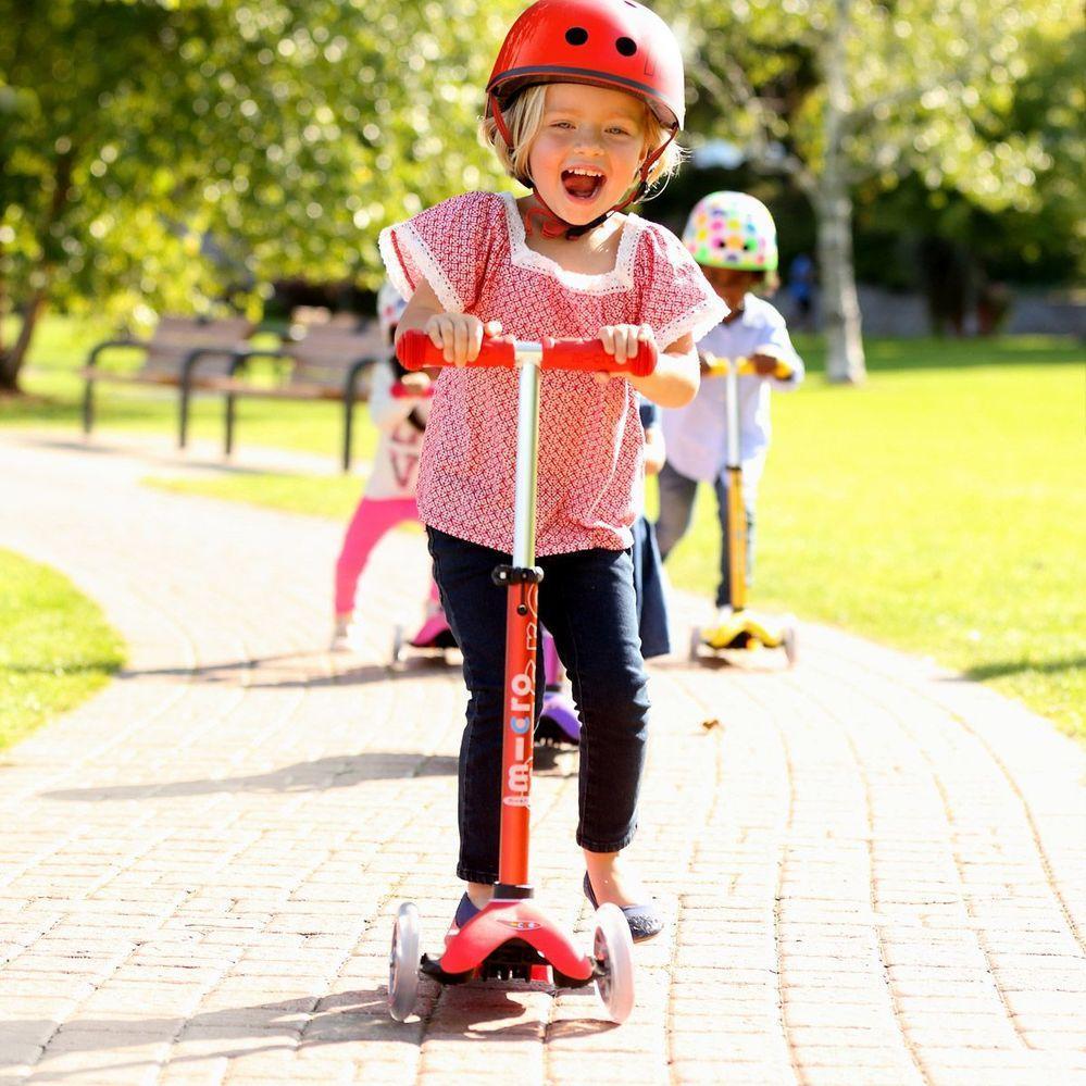 Mini Micro Deluxe Scooters - Image 10