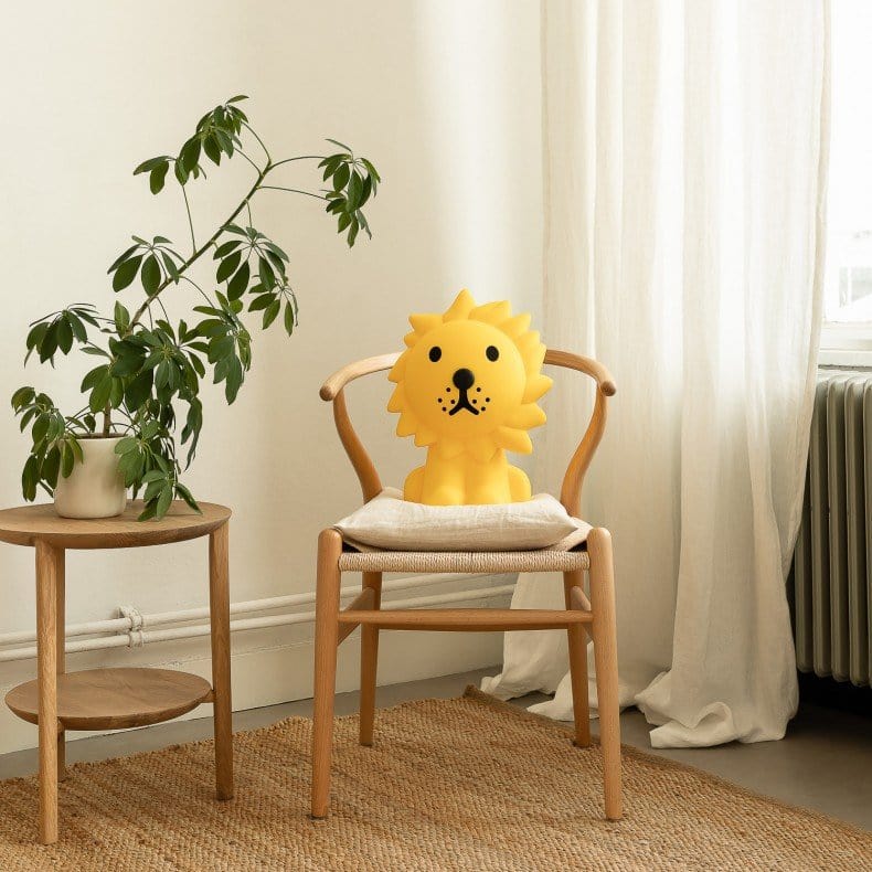 Mr Maria Lion First Light - Dimmable LED Lamp - Image 4