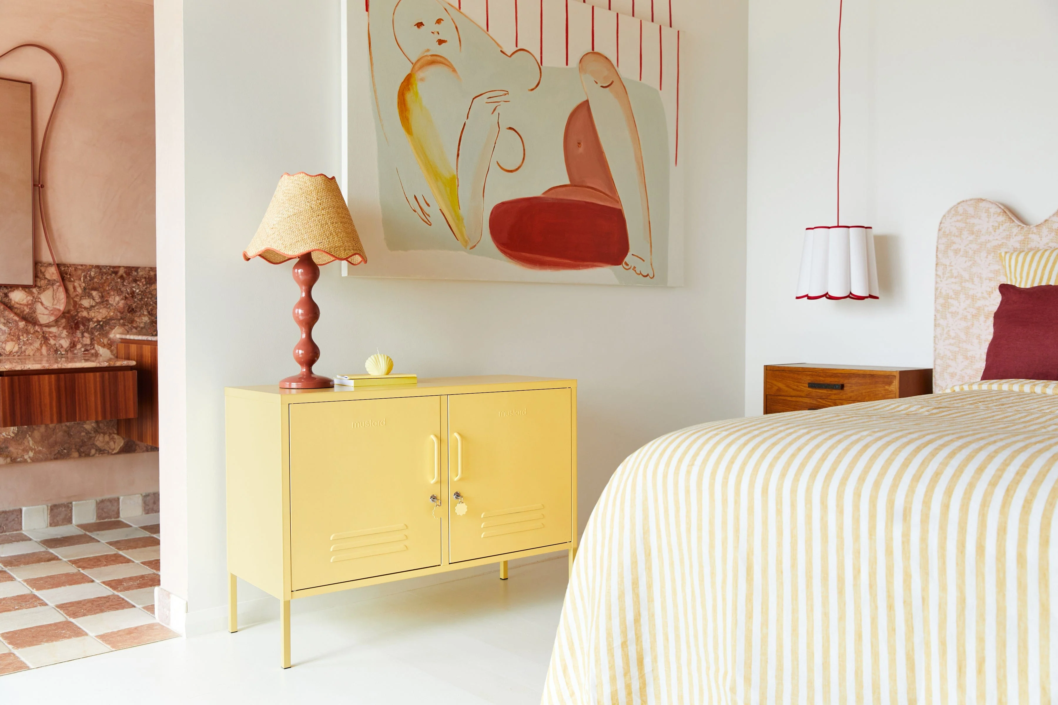 Mustard Made The Lowdown - Image 61
