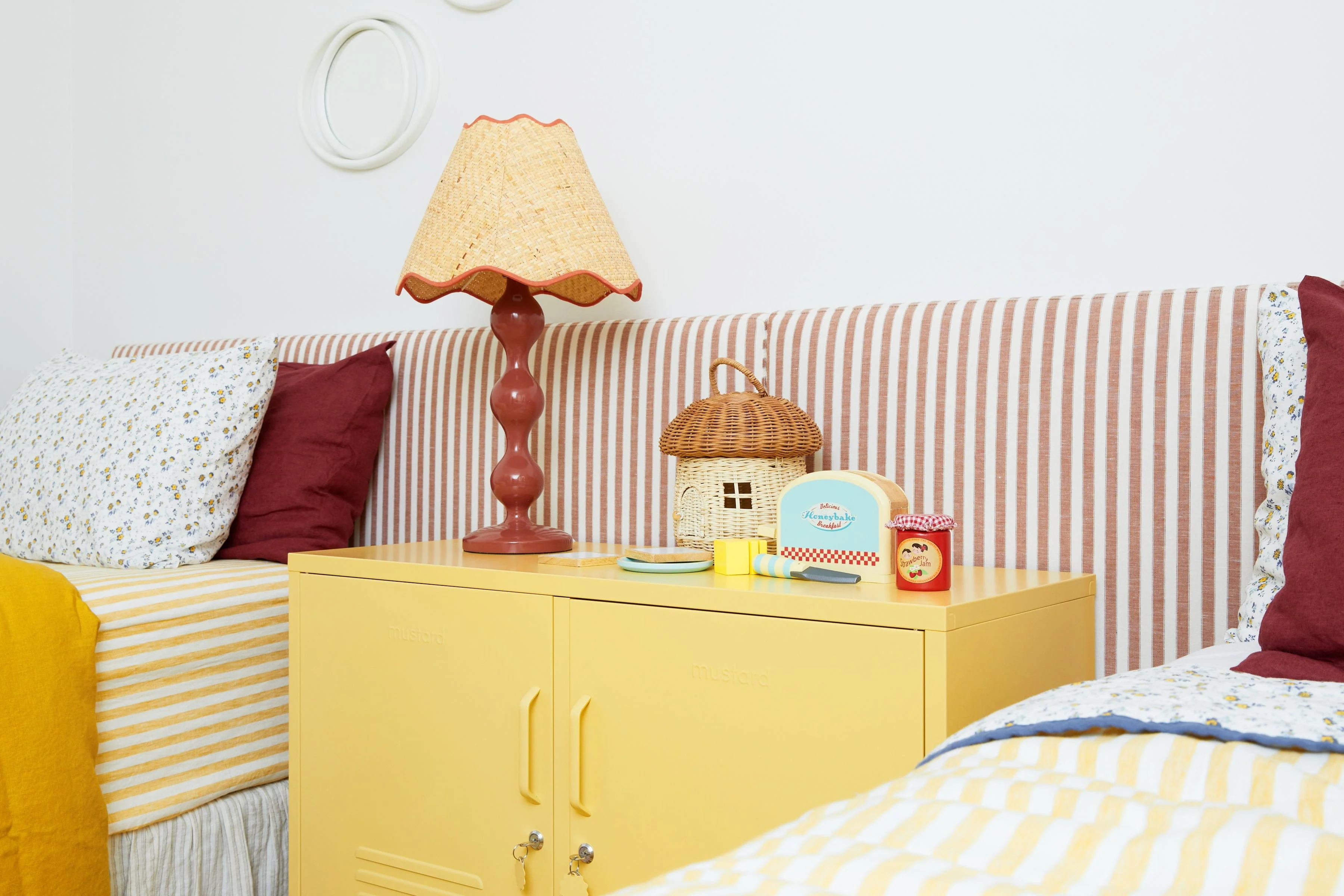 Mustard Made The Lowdown - Image 68