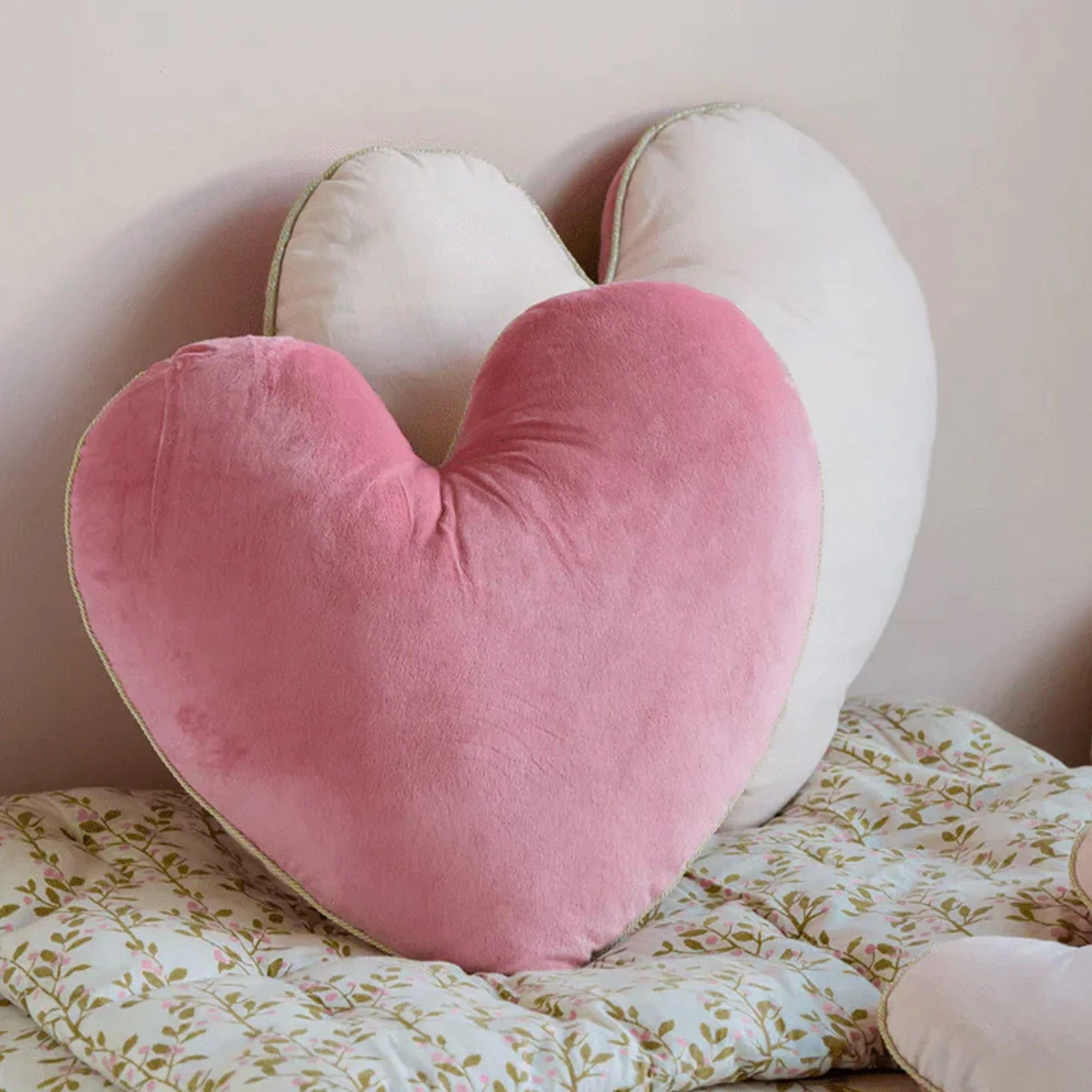Nana Huchy Follow Your Heart Cushion Small - Image 2
