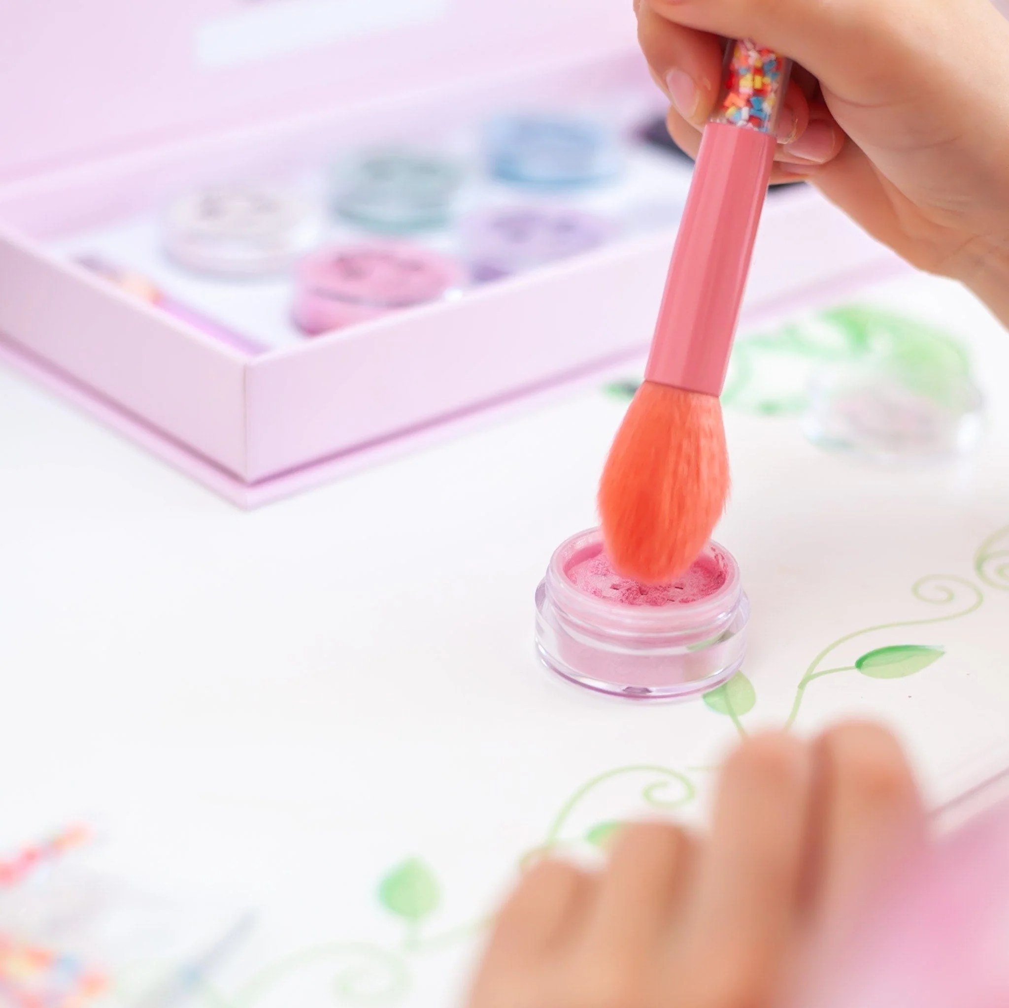 Oh Flossy Sprinkle Makeup Brush Set - Image 7