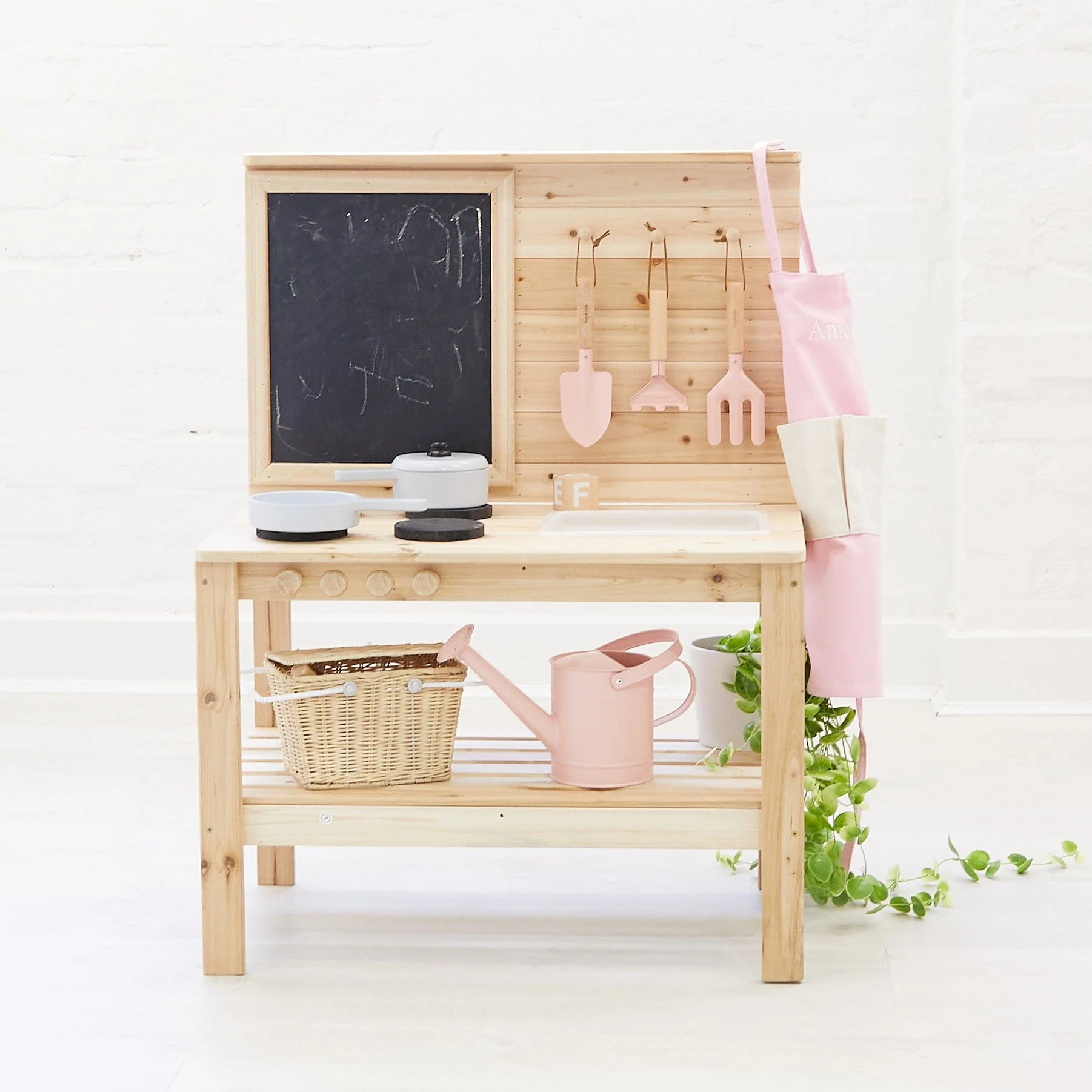 Outdoor Mud Kitchen - Preorder - Image 17