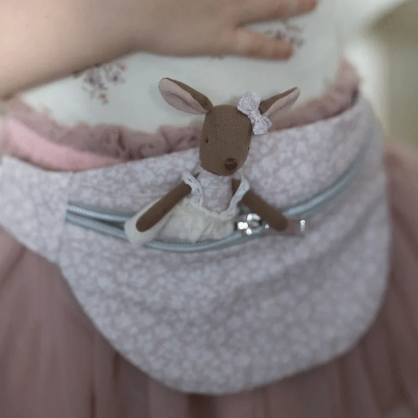 Rugaroo Pouch Bag - Image 2