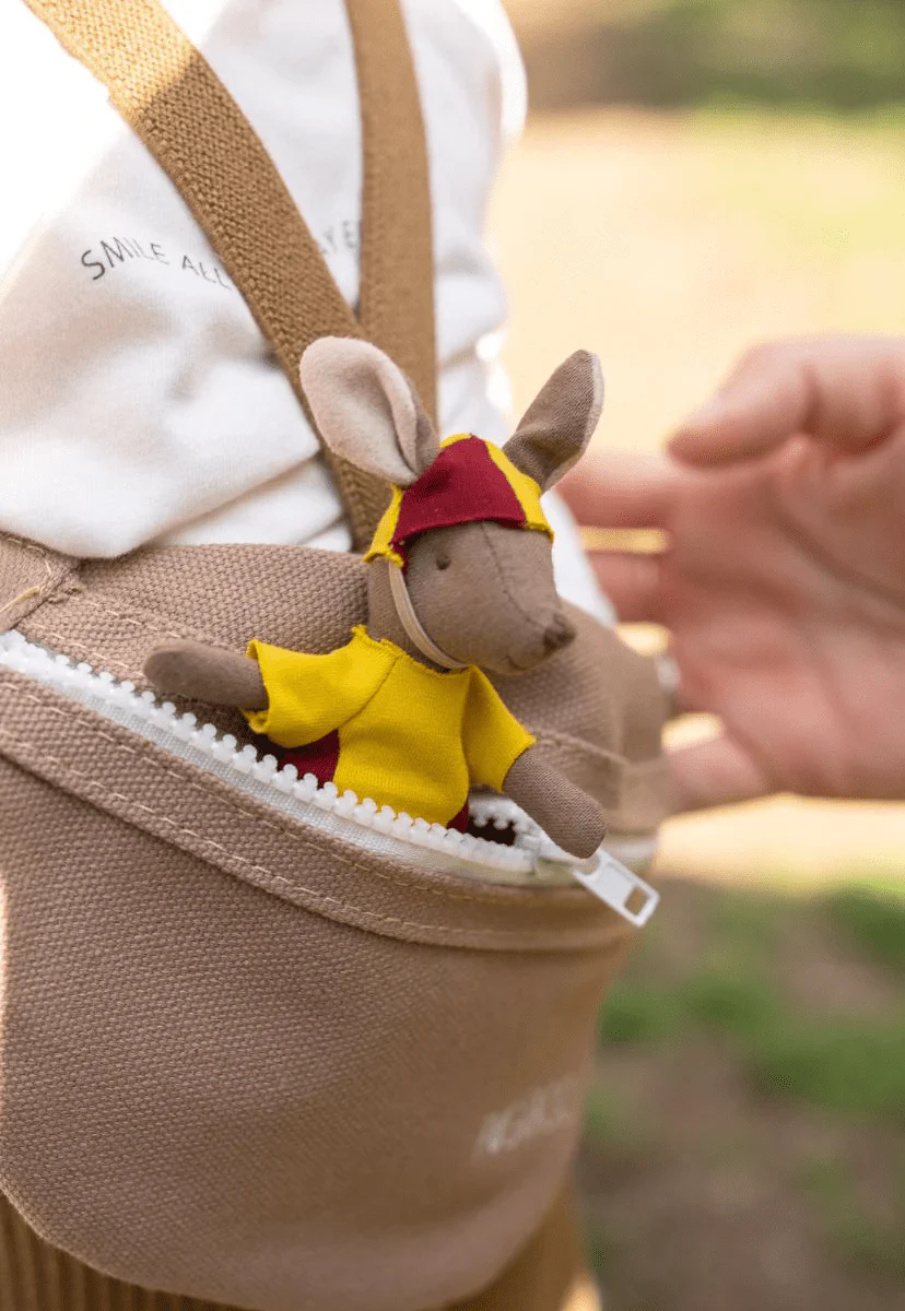 Rugaroo Pouch Bag - Image 7