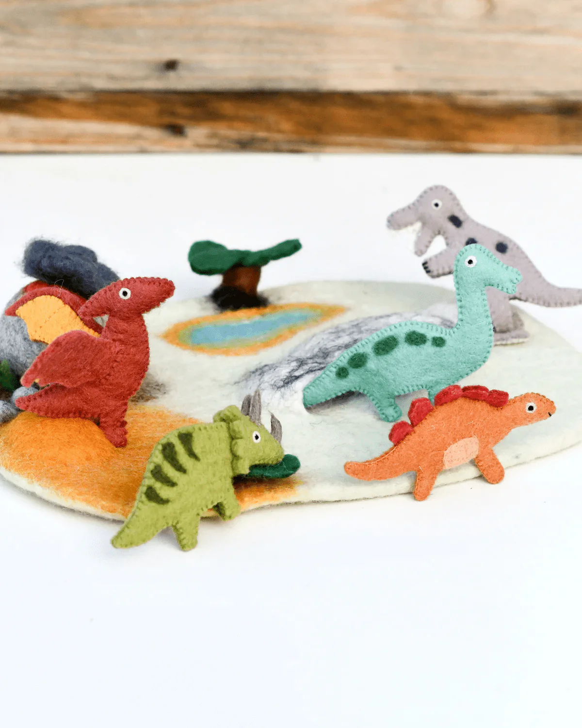 Tara Treasures Dinosaur Finger Puppets Set - Image 4