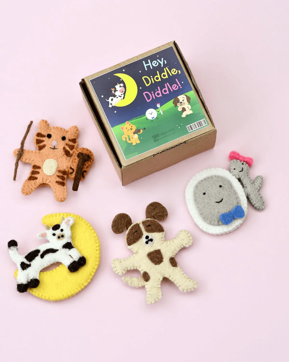 Tara Treasures Hey Diddle Diddle Finger Puppet Set - Image 4