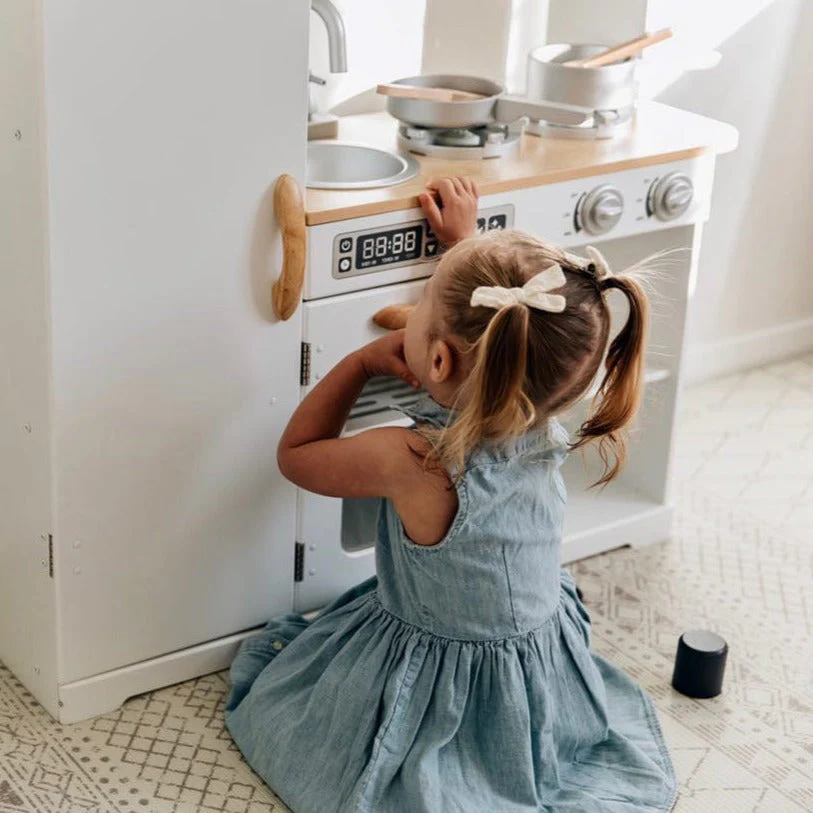Modern Chef Toy Kitchen - Image 17