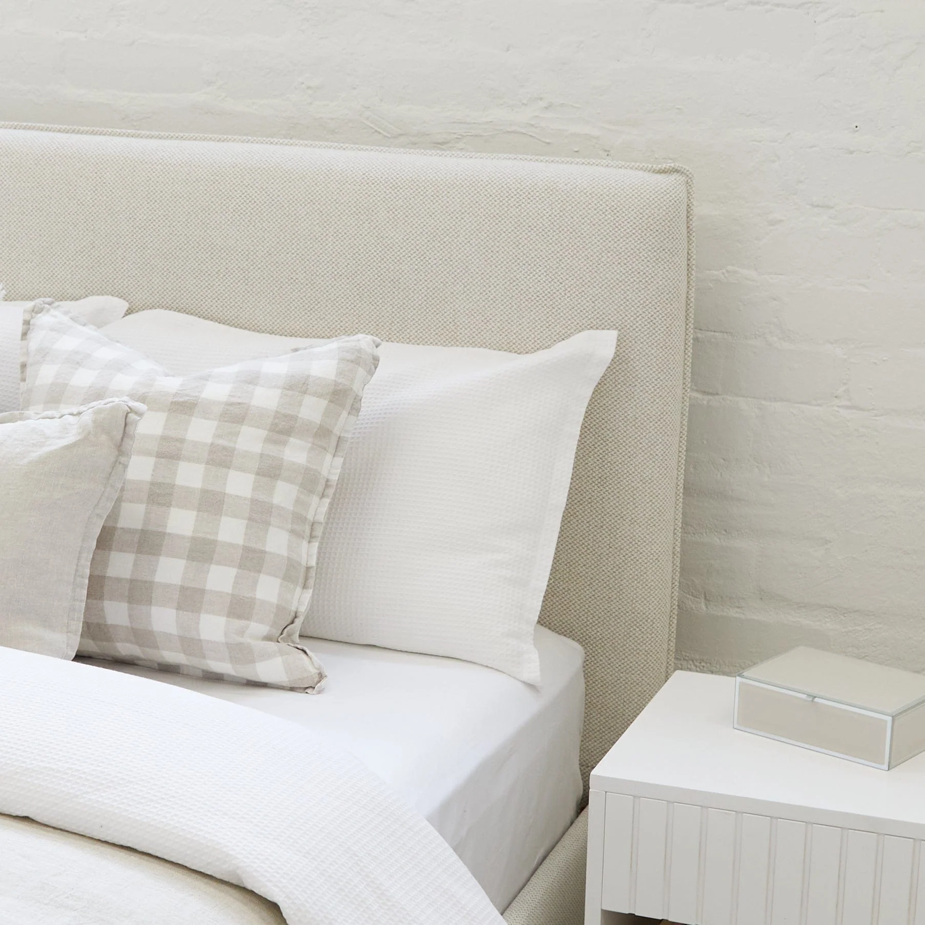 Willow Upholstered Bed Nordic Latte - Image 17