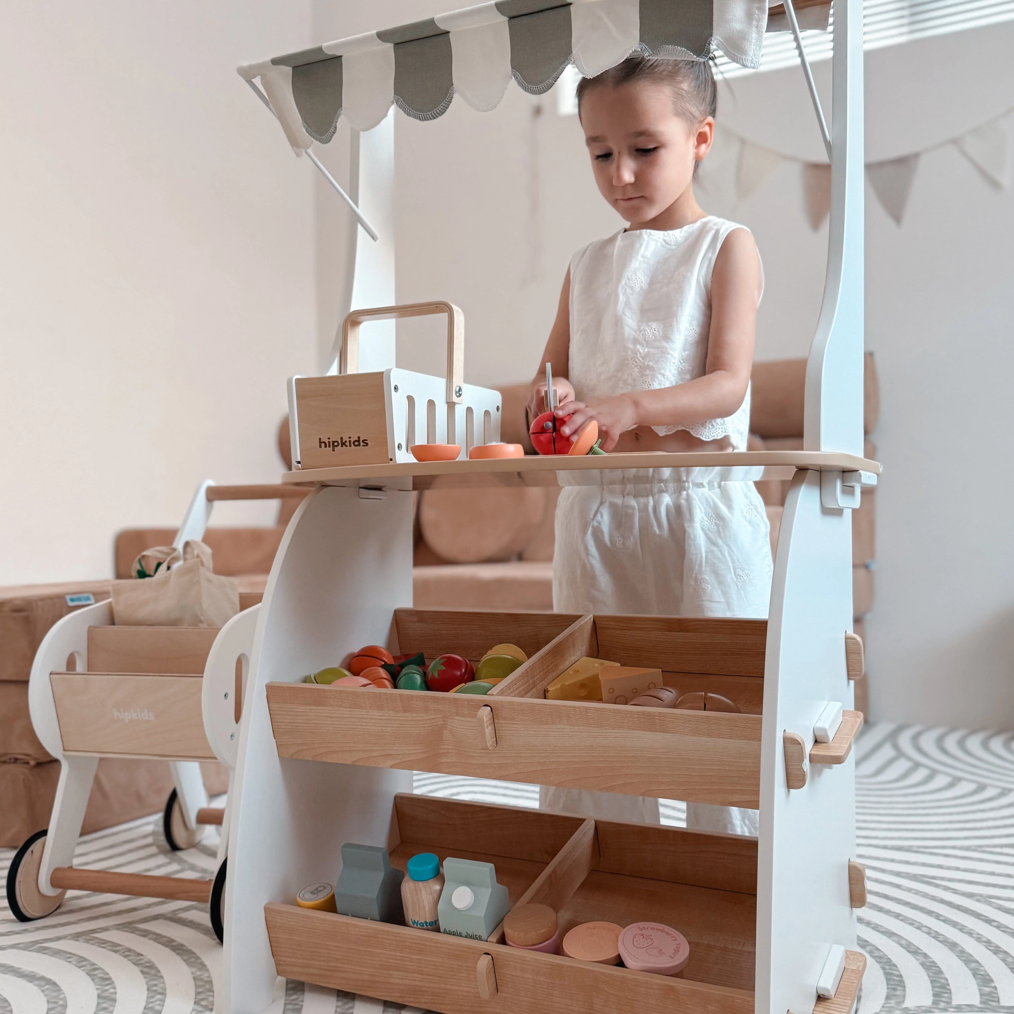 Toy Grocer Stand - Image 6