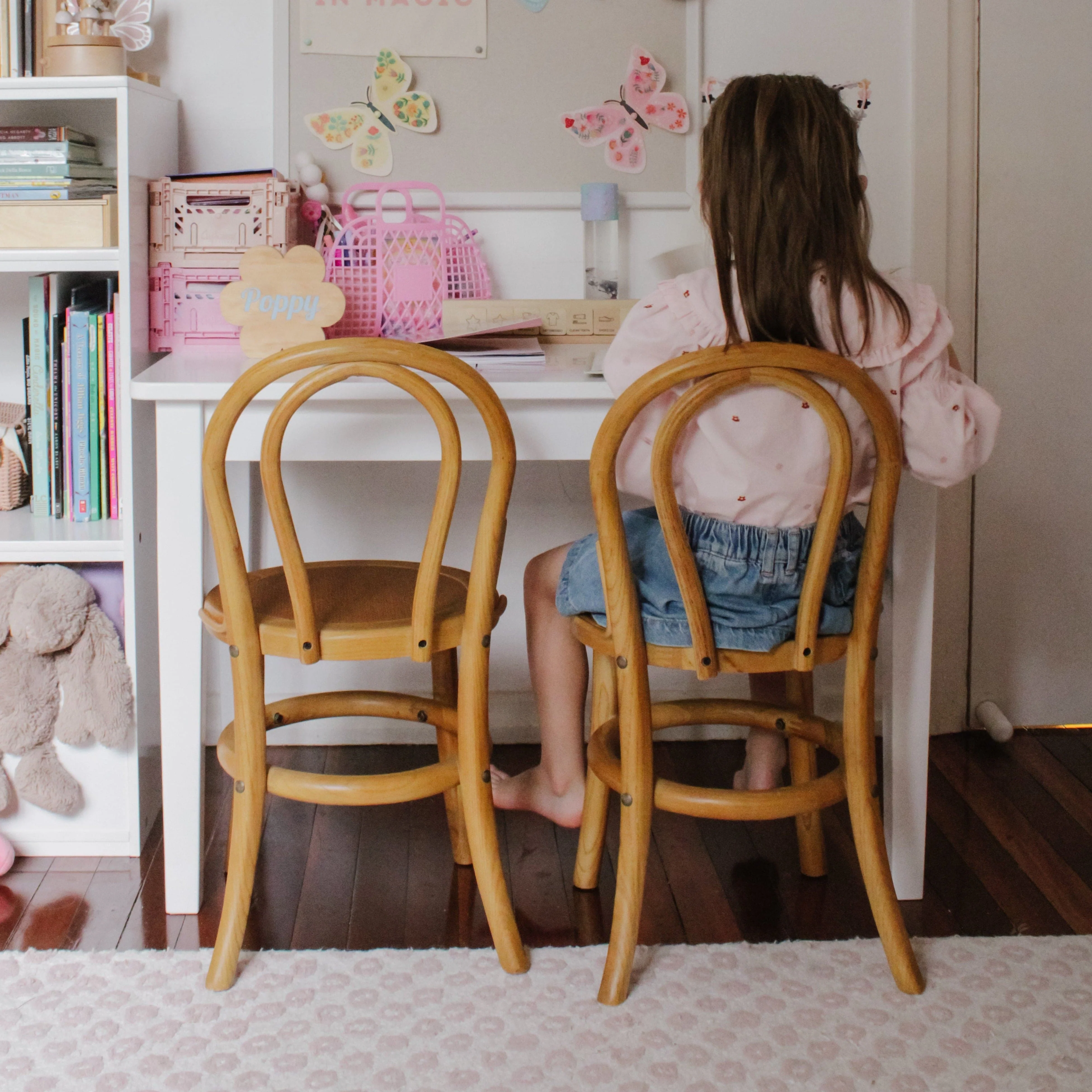 Yves Kids Table & 2 Chairs Set - Image 9